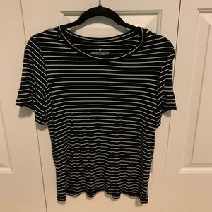 American Eagle black and white striped tee